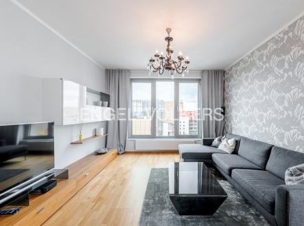 Pronájem bytu, 3+kk, 106 m²