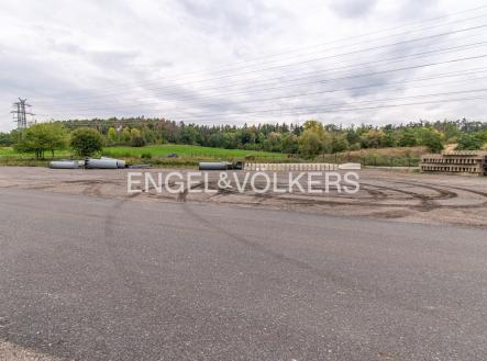 Pronájem pozemku pro komerční výstavbu, 4 050 m²