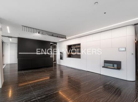 Pronájem bytu, 3+kk, 160 m²