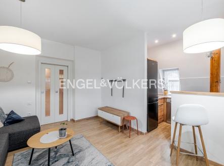 Pronájem bytu, 2+kk, 50 m²