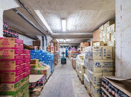 Pronájem komerčního objektu, sklad, 408 m²