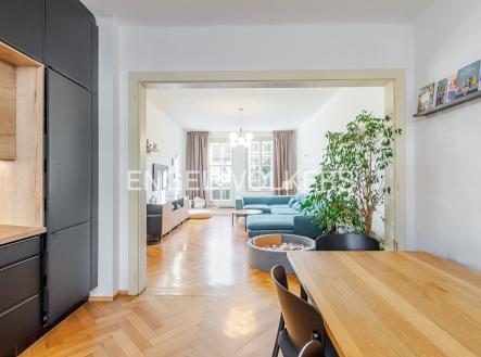 Pronájem domu/vily, 207 m²