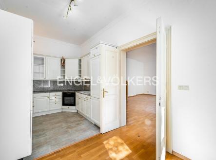 Pronájem bytu, 4+1, 140 m²