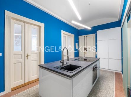 Pronájem bytu, 2+1, 84 m²