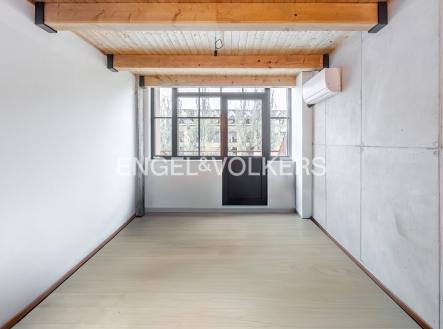 Pronájem bytu, 3+kk, 66 m²