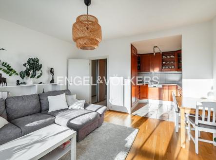 Pronájem bytu, 2+kk, 71 m²