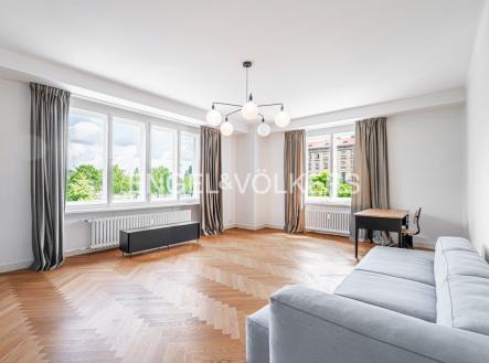 Pronájem bytu, 3+1, 120 m²