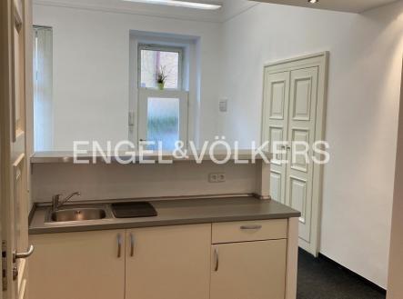 Pronájem komerčního objektu, jiný, 60 m²