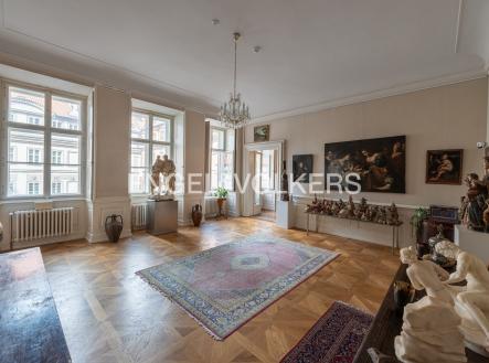 Pronájem kanceláře, 187 m²