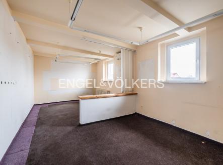 Pronájem komerčního objektu, jiný, 138 m²