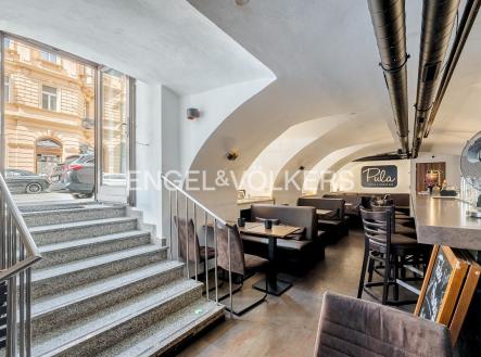 Pronájem restaurace, 172 m²