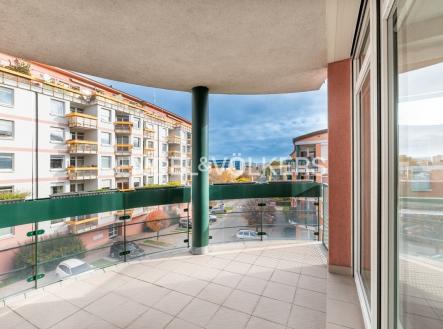 Pronájem bytu, 3+kk, 94 m²