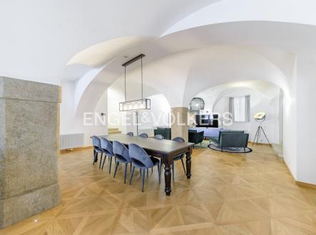 Pronájem bytu, 3+kk, 186 m²