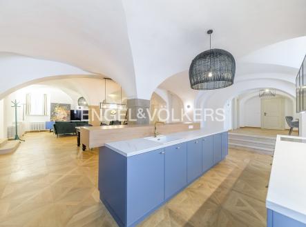 Pronájem bytu, 3+kk, 186 m²