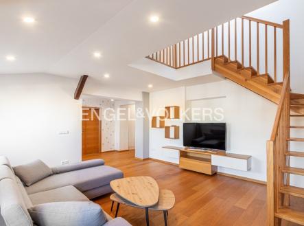 Pronájem bytu, 3+kk, 95 m²