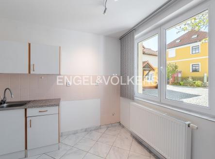 Pronájem obchodní prostor, 63 m²
