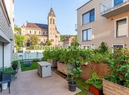 Pronájem bytu, 2+kk, 78 m²