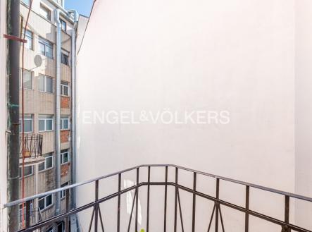 Pronájem bytu, 4+1, 140 m²