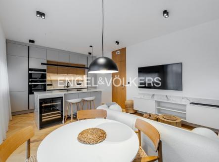 Pronájem bytu, 3+kk, 75 m²