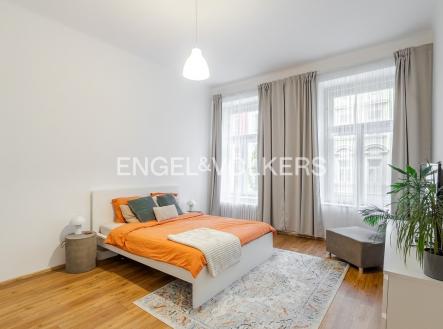 Pronájem bytu, 3+1, 90 m²