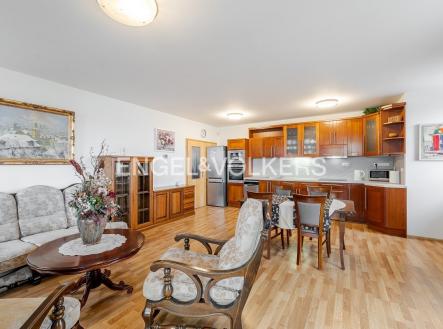 Pronájem bytu, 3+kk, 110 m²