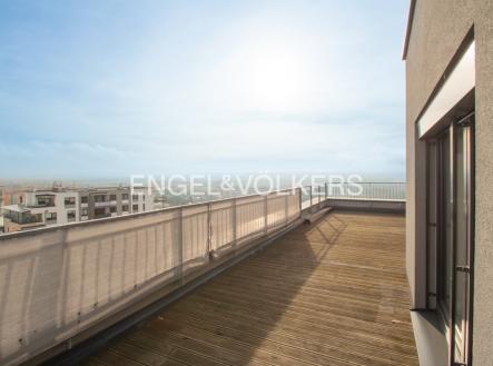 Pronájem bytu, 4+kk, 119 m²