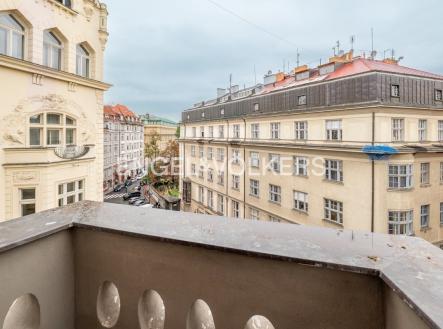 Pronájem bytu, 5+1, 184 m²