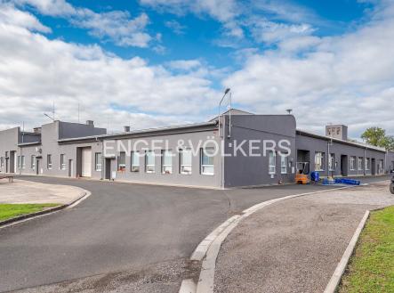 Pronájem komerčního objektu, sklad, 162 m²