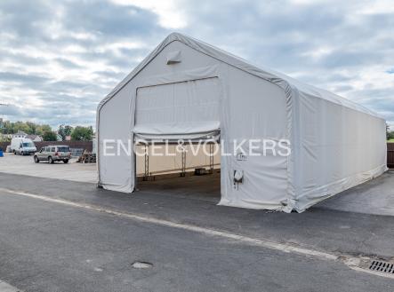 Pronájem komerčního objektu, sklad, 174 m²