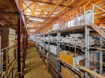 Pronájem komerčního objektu, sklad, 3 000 m²