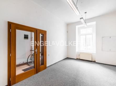 Pronájem kanceláře, 17 m²