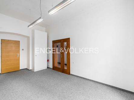Pronájem kanceláře, 17 m²
