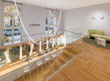 Prodej obchodní prostor, 108 m²