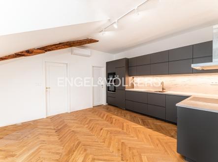 Pronájem bytu, 2+kk, 55 m²