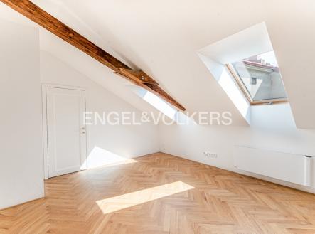 Pronájem bytu, 2+kk, 55 m²