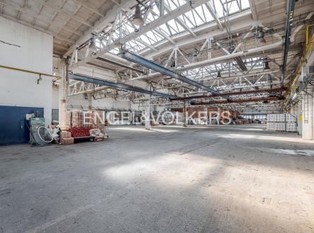 Pronájem komerčního objektu, sklad, 648 m²