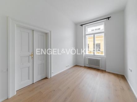 Pronájem bytu, 3+kk, 70 m²