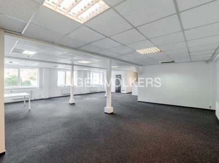 Pronájem kanceláře, 92 m²