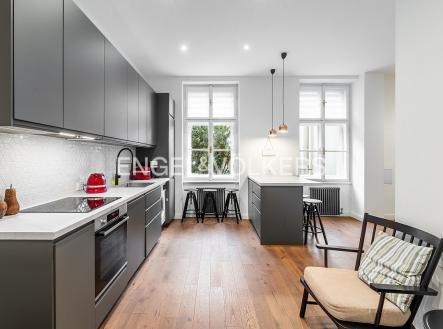 Prodej bytu, 4+kk, 108 m²