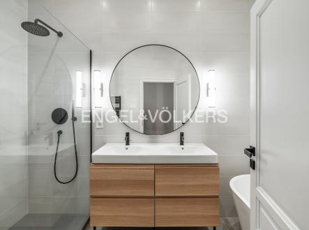 Prodej bytu, 4+kk, 108 m²