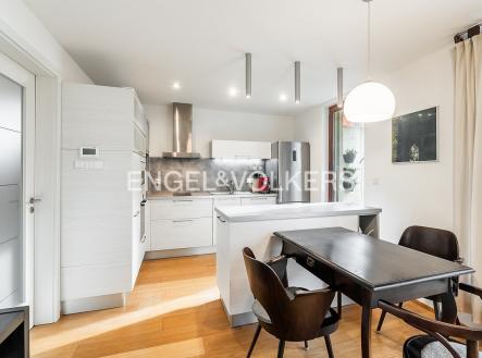 Pronájem bytu, 3+kk, 71 m²