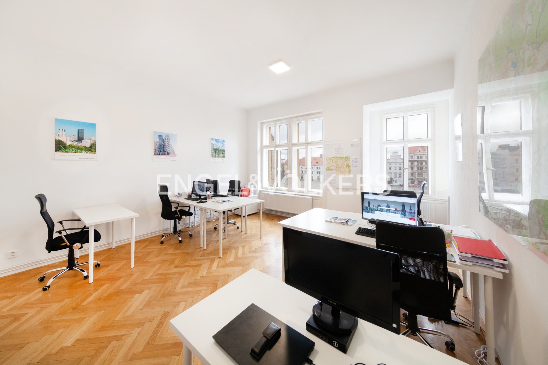 F_0036_D14_1659_exposé_(2008x1339px)