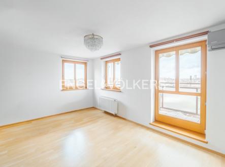 Pronájem bytu, 3+kk, 80 m²