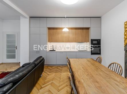 Pronájem bytu, 3+kk, 98 m²