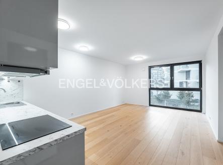 Pronájem bytu, 2+kk, 60 m²