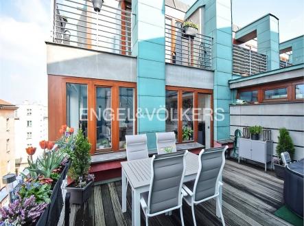 Pronájem bytu, 3+kk, 129 m²