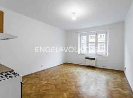Pronájem bytu, 1+kk, 35 m²