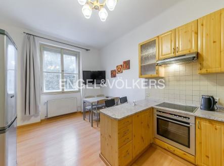 Pronájem bytu, 2+1, 68 m²