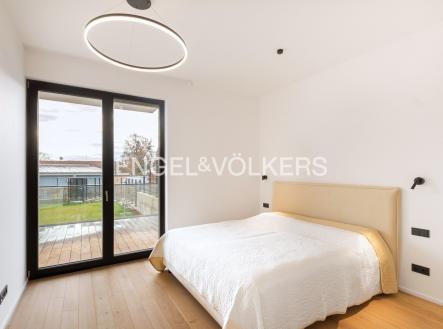 Pronájem bytu, 2+kk, 55 m²