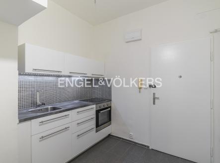 Pronájem bytu, 1+kk, 31 m²